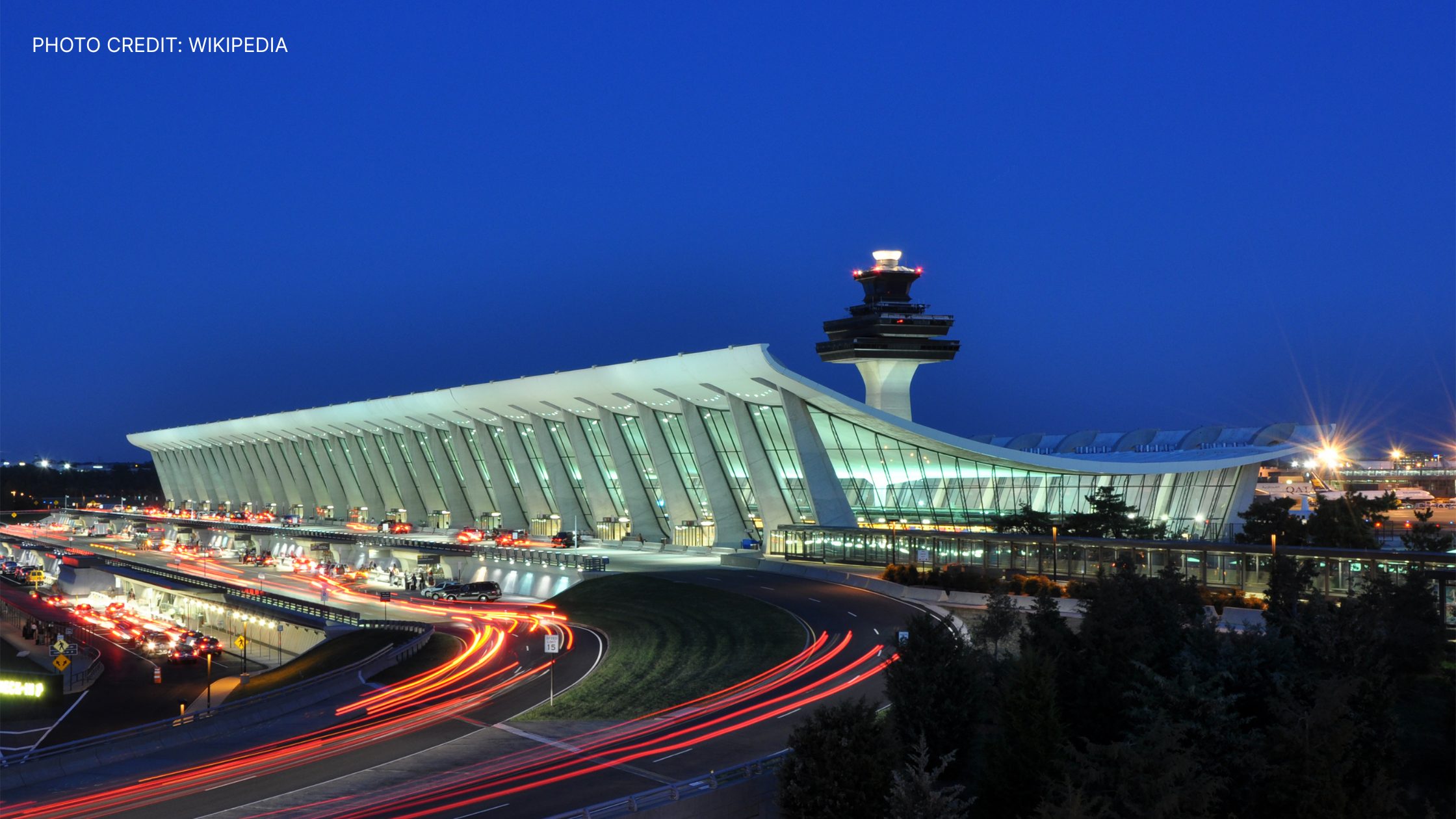 Dulles layover activities